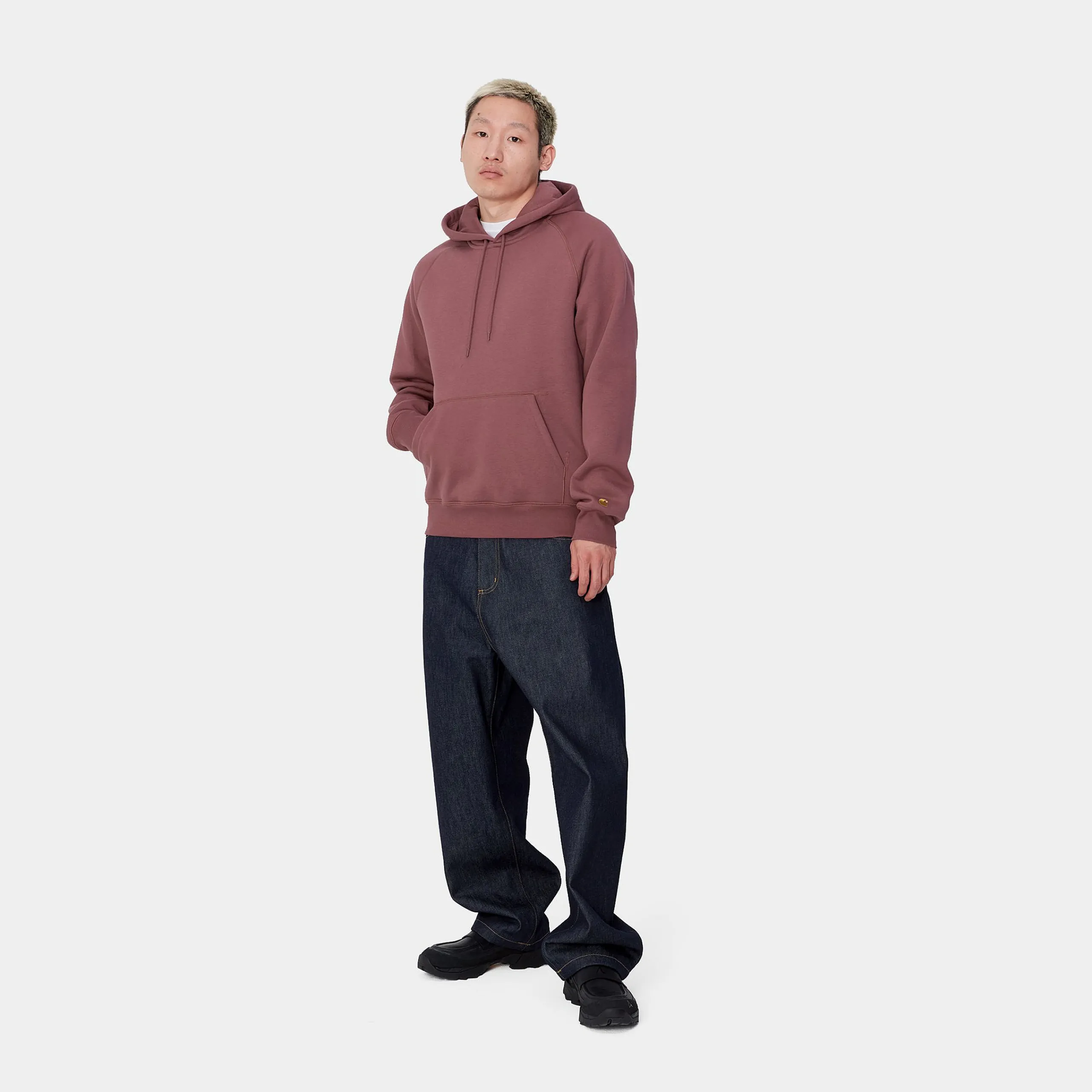 Sweats>Carhartt WIP Hooded Chase Sweatshirt Dusty Fuchsia / Gold